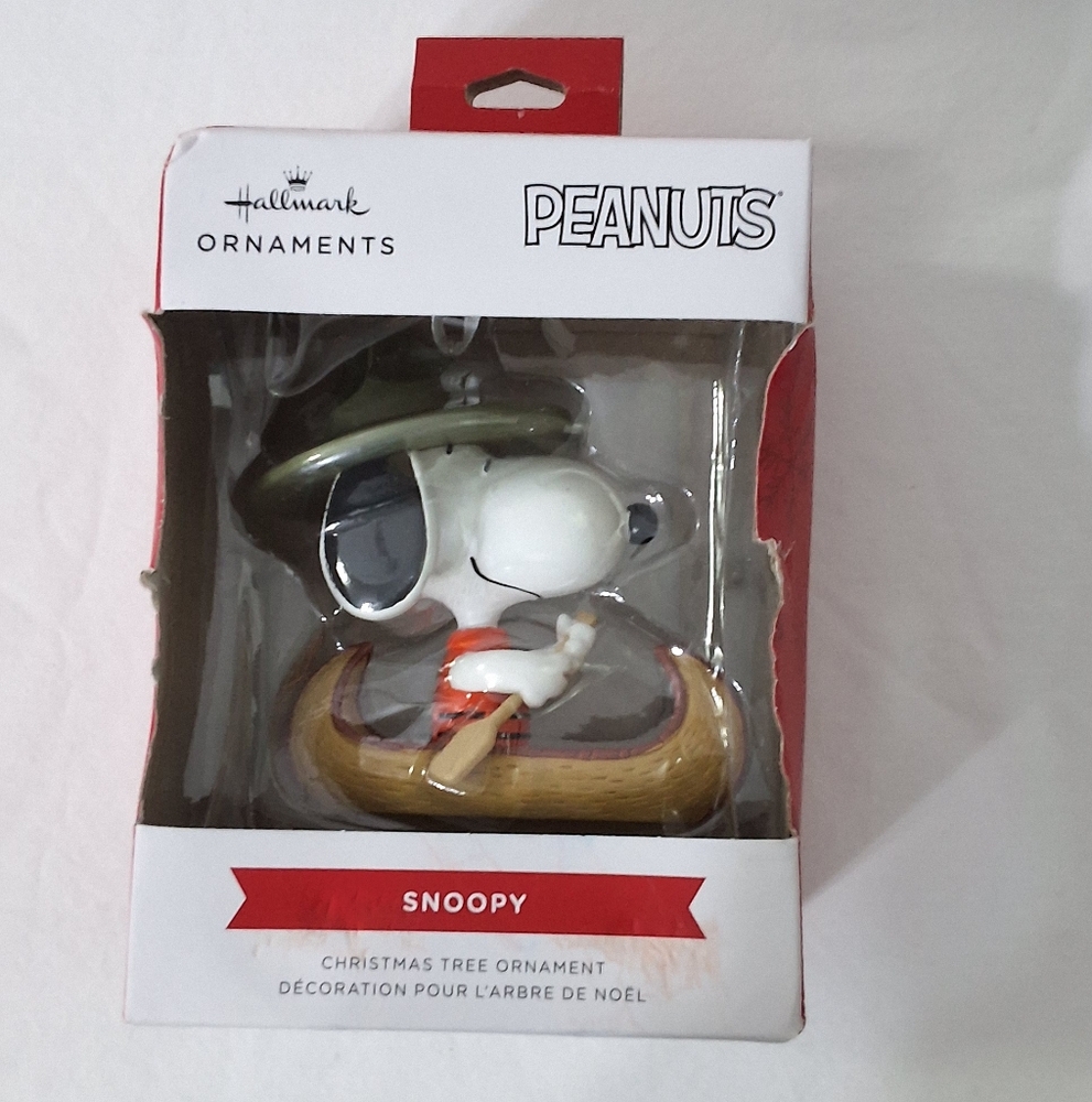 Hallmark Peanuts Snoopy in Canoe Christmas Ornament, NEW